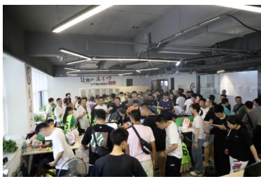 湖南3个涉恶窝点曝光！38名犯罪嫌疑人被抓，金融机构遭敲诈，渠道费高达40%